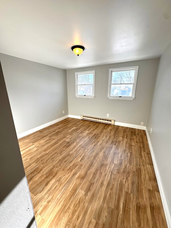 Building Photo - 83 Fickett Rd