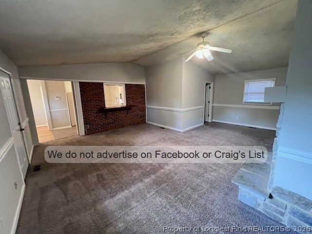 Building Photo - 219 Ingleside Dr