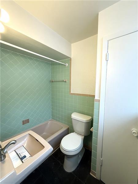 Building Photo - 2811 Brownsville Rd