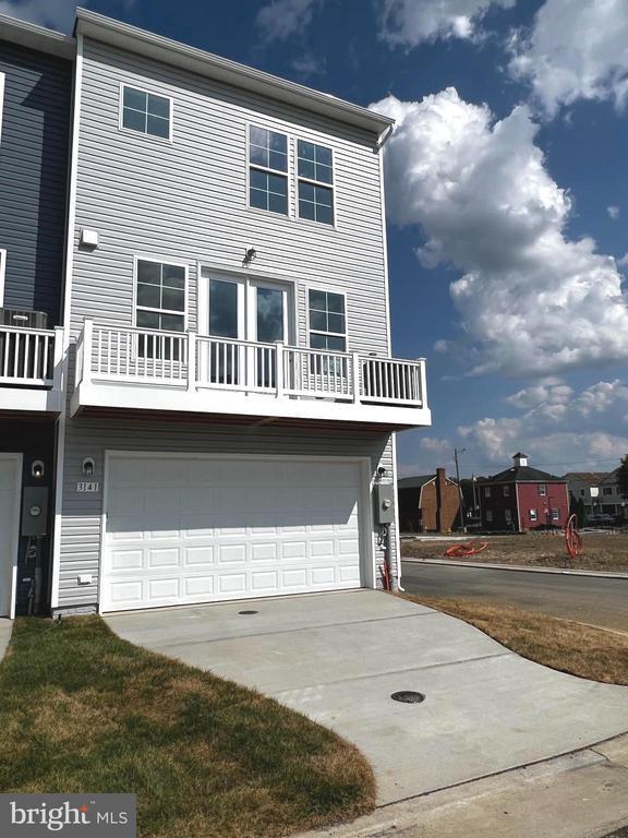 Building Photo - 3141 Eton Pl