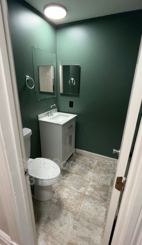 Building Photo - 2012 Oregon Ave