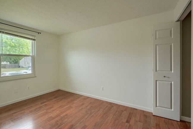 Building Photo - 651 Dovalon Pl