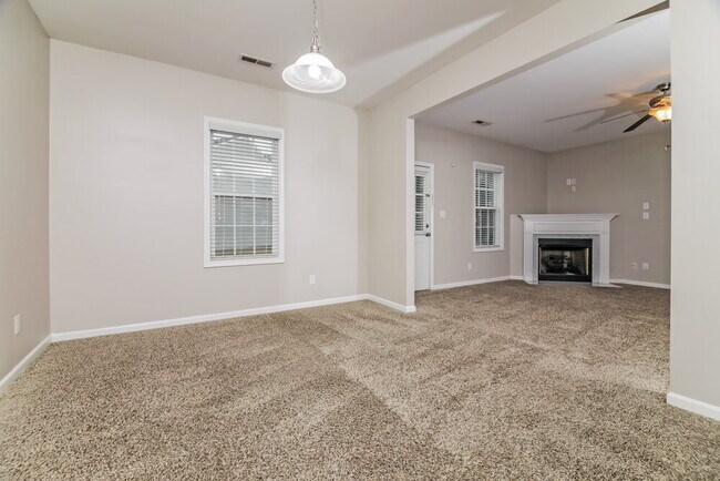 Building Photo - 2405 King Malcolm Ln