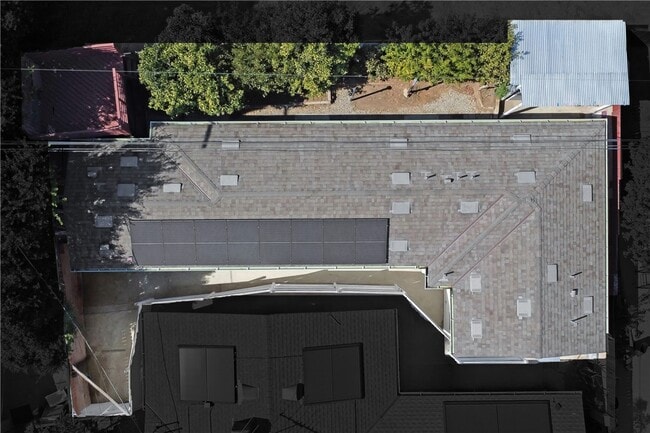 Building Photo - 23393 Schoolcraft St