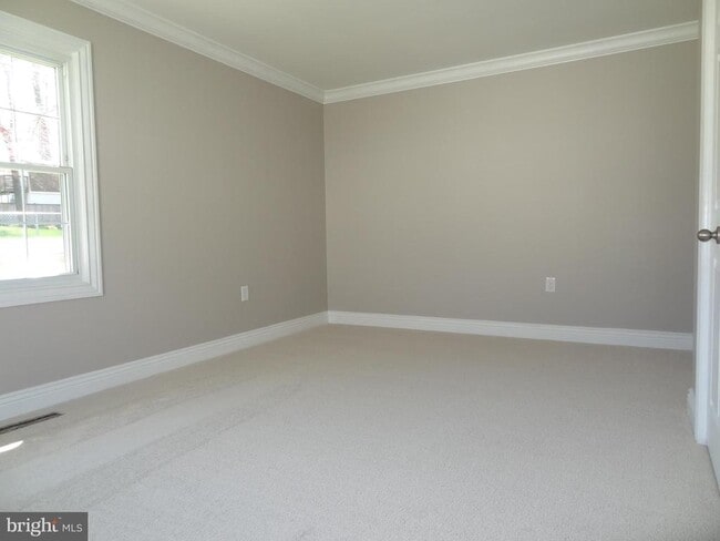 Building Photo - 2271 Dairy Farm Rd