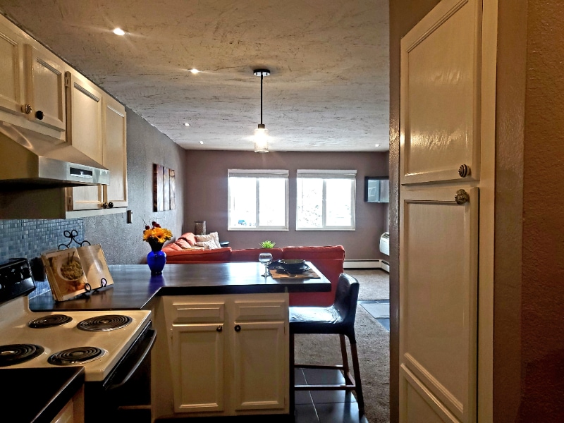 Building Photo - 857 S Van Gordon Ct