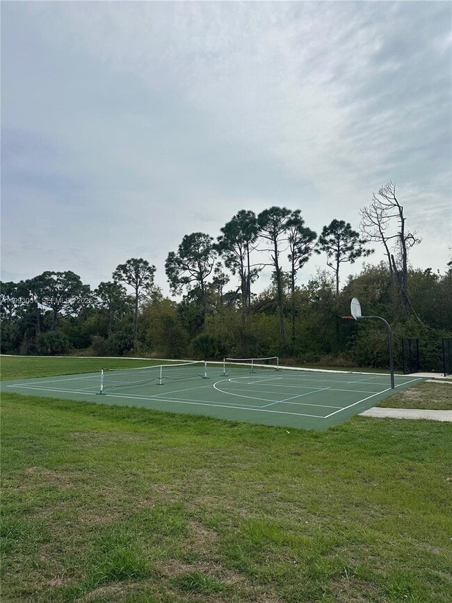 Building Photo - 10087 Amicola St