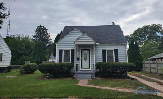 Primary Photo - 3329 Jeannette Ave