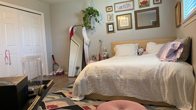 Building Photo - 12600 Rampart St