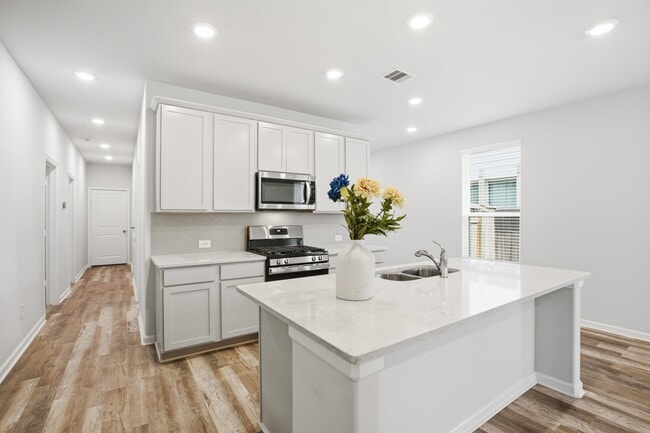 Building Photo - 12939 Catfish River Ct