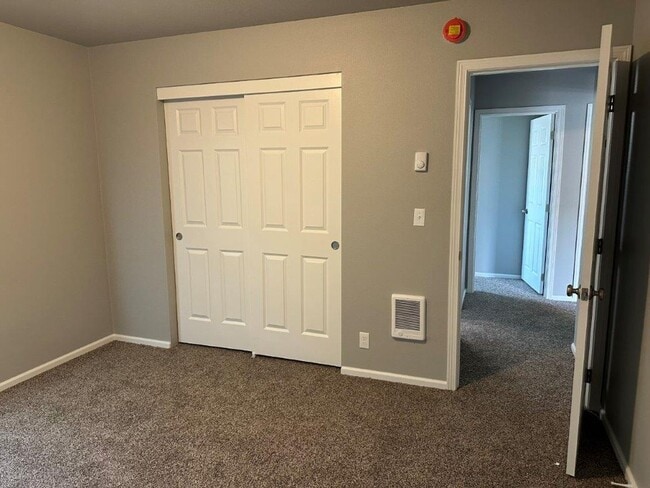 Building Photo - UPDATED single family home, with large yard!