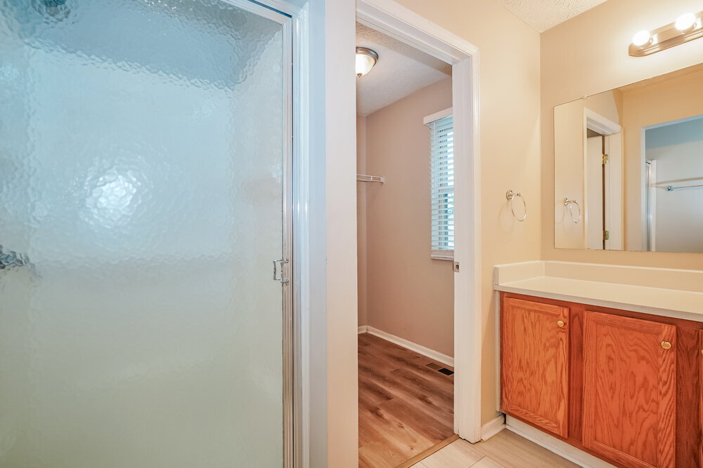 Building Photo - 4299 Shady Meadows Dr