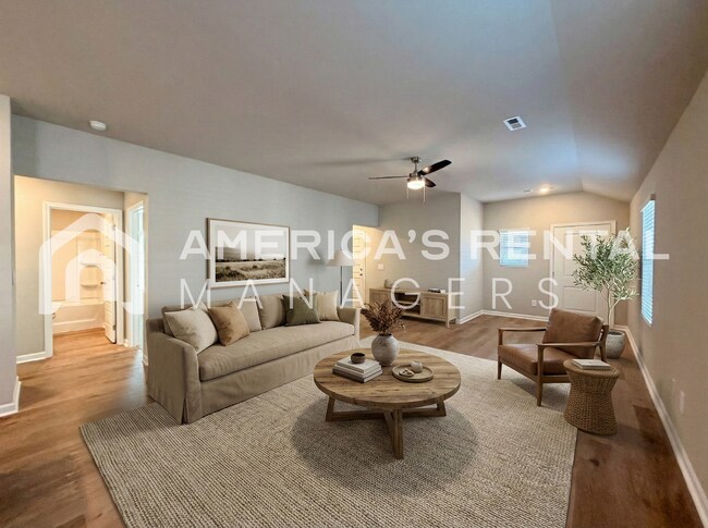 Building Photo - Modern Comfort Awaits in Mize Meadows Brand New Construction with Open Floor Plan!