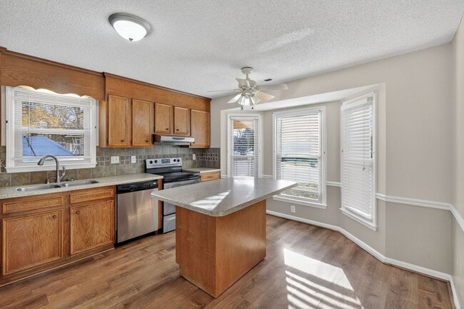 Building Photo - 1186 Stixfield Ct