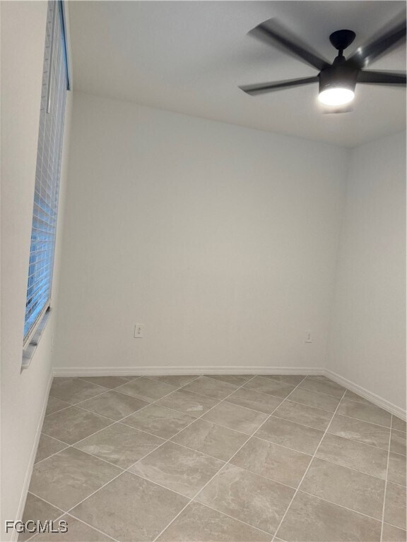 Building Photo - 14231 Heritage Landing Blvd