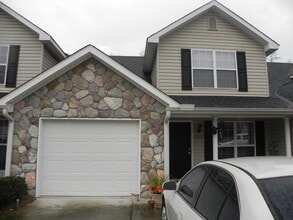 Building Photo - Columbia County Fort Grodon Attached home with Garage