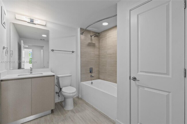 Building Photo - 5579 Millennia Park Dr