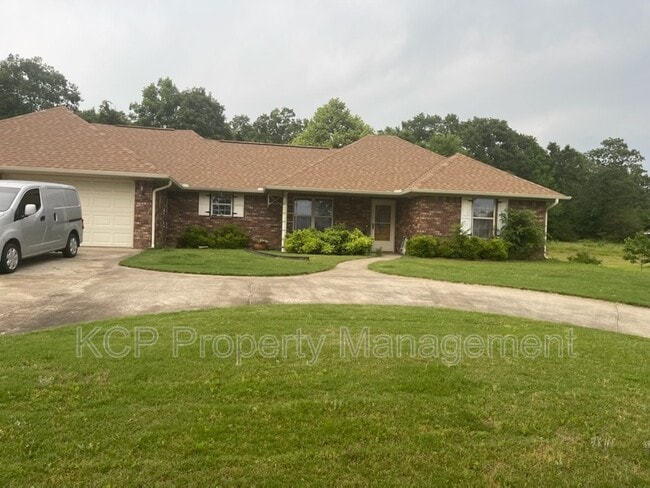 Primary Photo - 116 Dub's Way