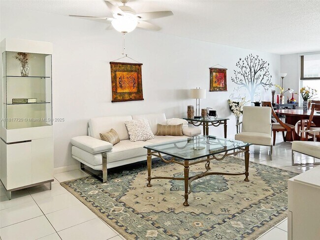 Building Photo - 9511 Collins Ave