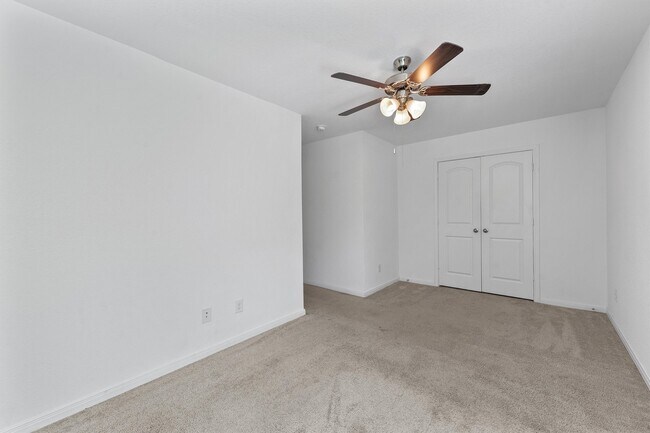 Building Photo - 771 Plum Tree Cir