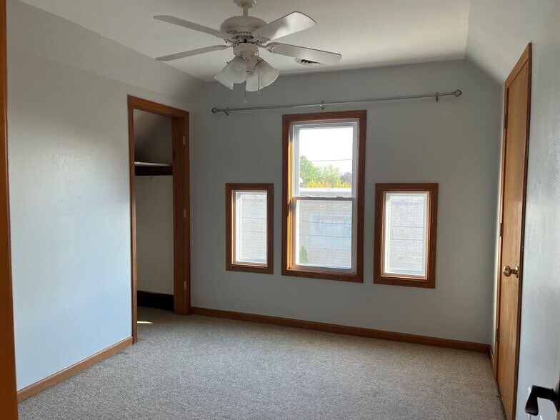 Bedroom 3 - 608 E Cady St