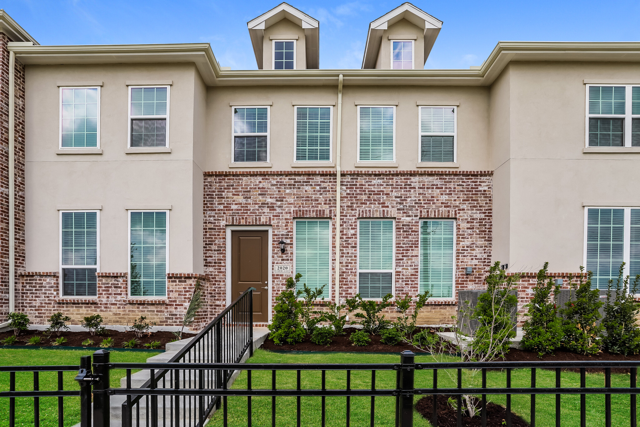 Building Photo - The Residences at Rayzor Ranch