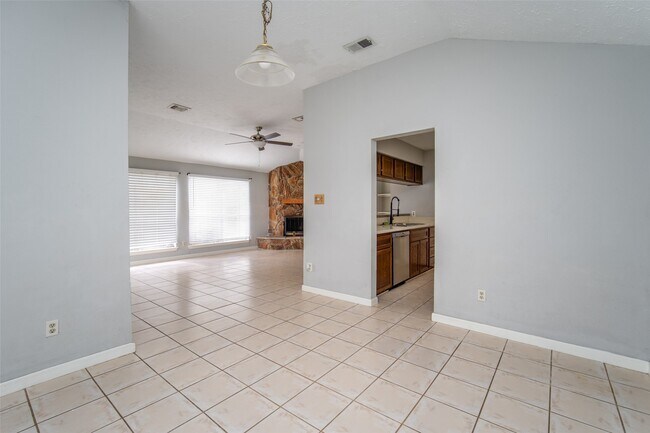 Building Photo - 8319 Wind Willow Dr