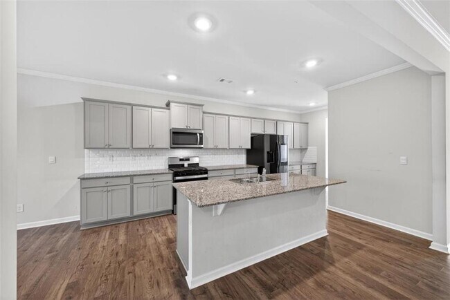 Building Photo - 7566 Jennadee Dr