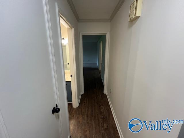 Building Photo - 909 Cooper Ln SW