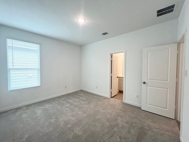 Building Photo - STUNNING New Construction 4/3 in Voss Farms, NBTX