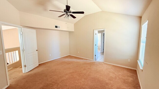 Building Photo - 3575 Sierra Del Sol Ave