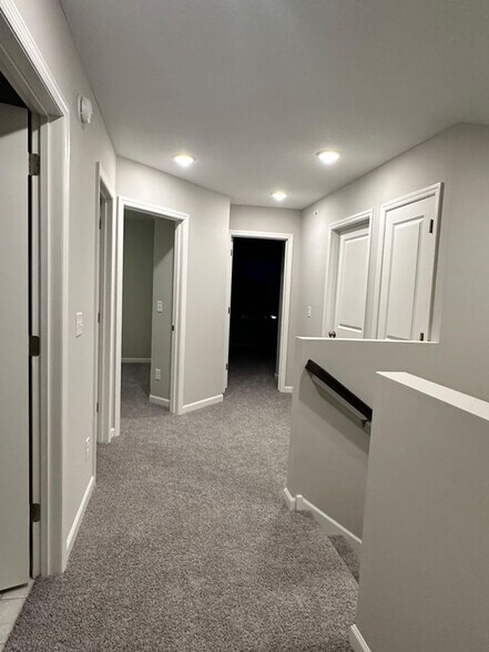 Building Photo - 7619 148th Trl