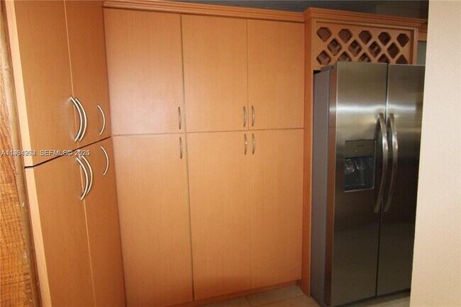 Building Photo - 6713 Kingsmoor Way