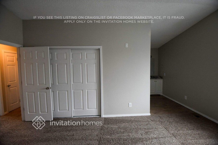 Building Photo - 12444 Country Meadows Dr