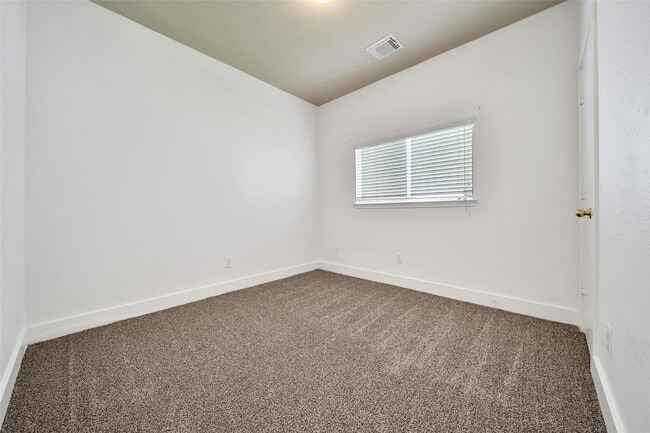 Building Photo - 11920 Princess Garden Way