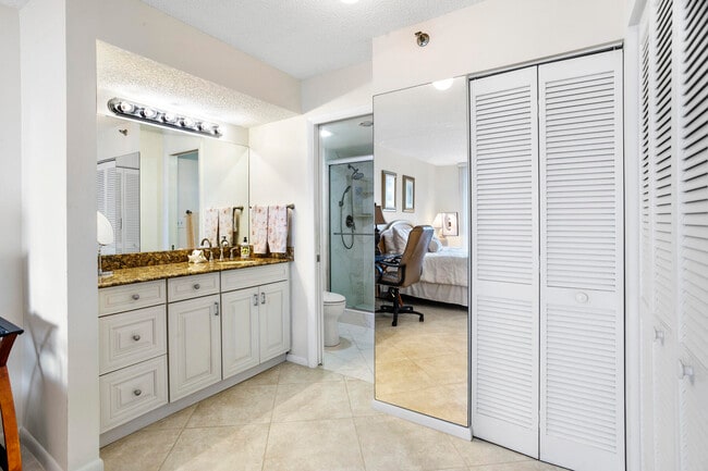 Building Photo - 300 Ocean Trail Way