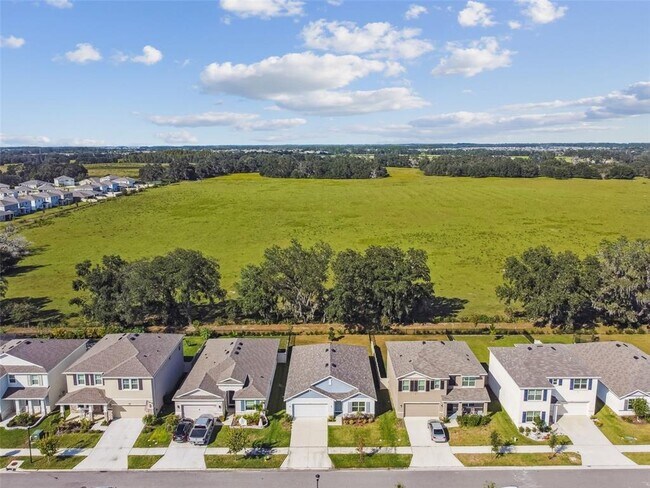 Building Photo - 33635 Field Maple Lp