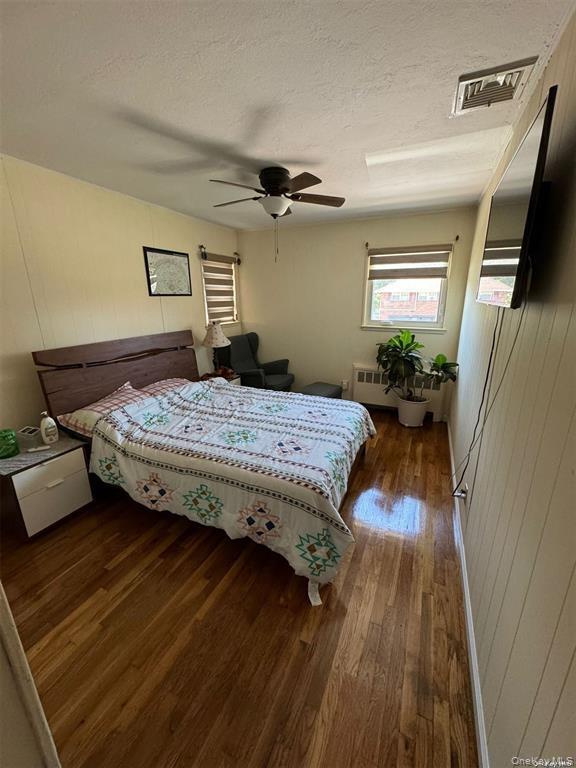 Building Photo - 830 Pepperidge Rd