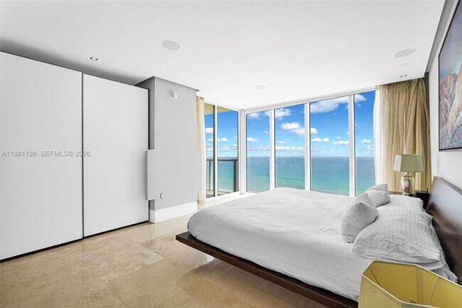 Building Photo - 16699 Collins Ave