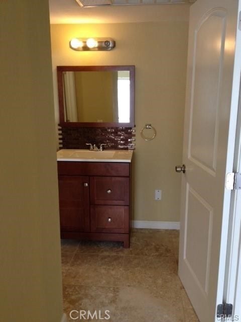 Building Photo - 2871 S Fairview St