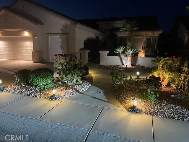 Building Photo - 35330 Rosemont Dr