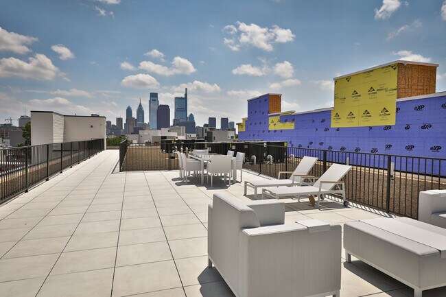 Building Photo - 1612 Cambridge St