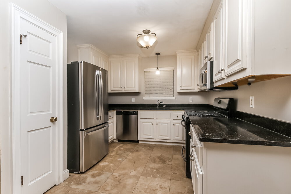 Building Photo - 978 Mainstreet Lake Dr