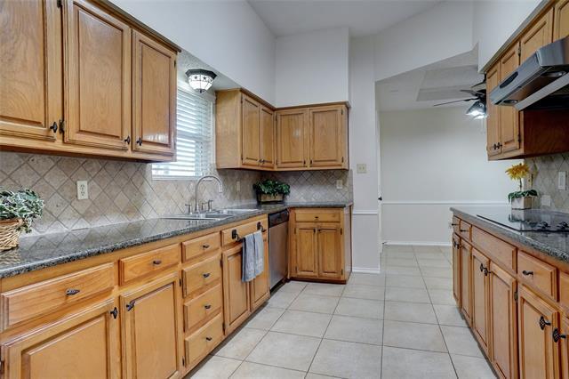 Building Photo - 108 Mesquitewood St