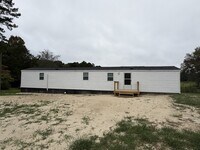 Building Photo - 464 Batchelor Rd