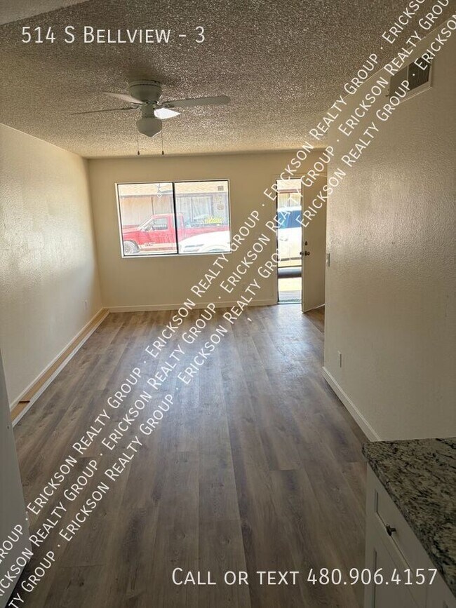 Building Photo - 514 S Bellview