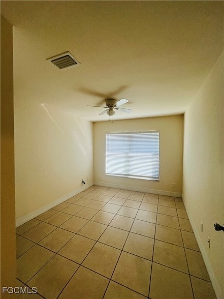 Building Photo - 3022 SE Santa Barbara Pl