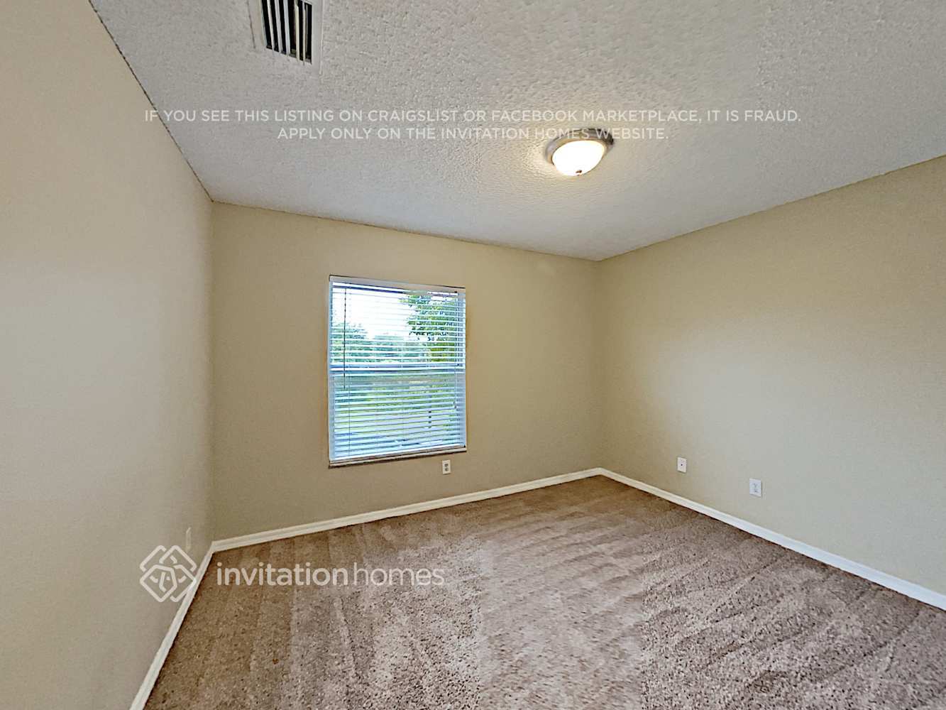 Building Photo - 391 Oak Springs Ct