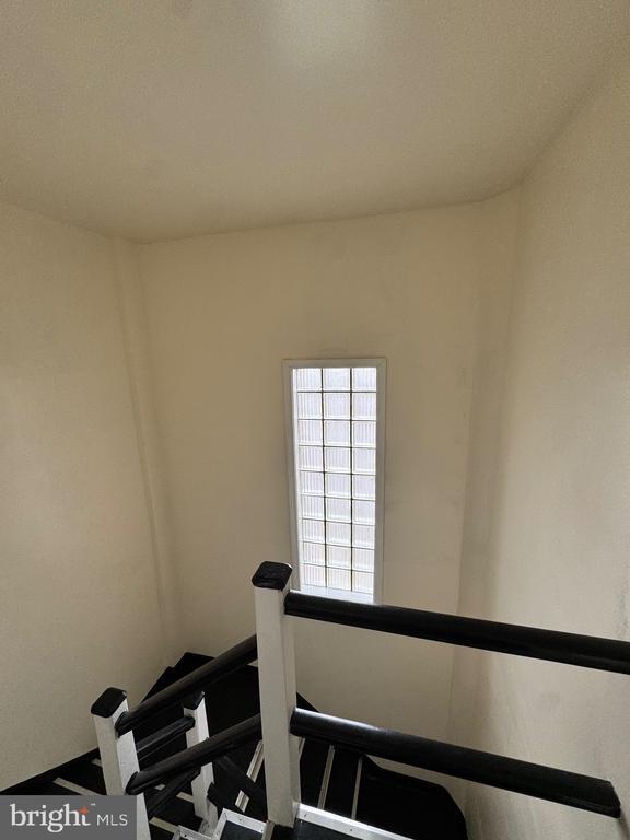 Building Photo - 7972 Forrest Ave