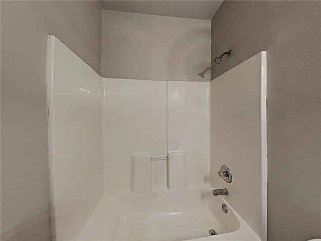 Building Photo - 6803 Grand Hickory Dr